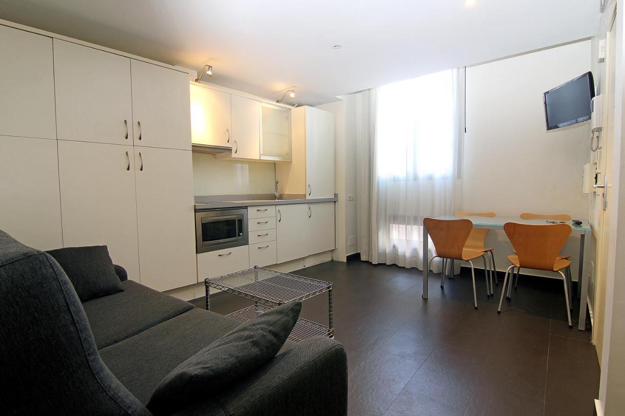 Classbedroom Born Apartments — Photos 2